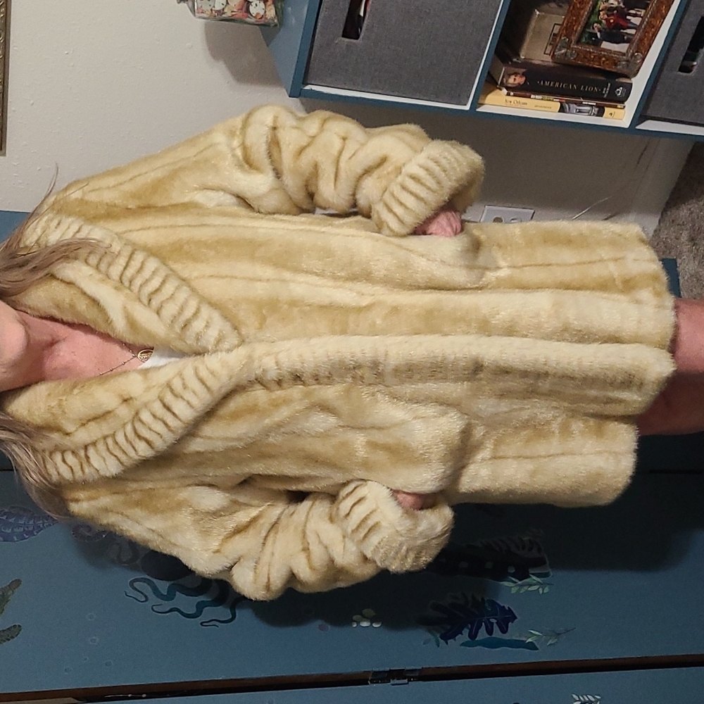Dennis Basso cream faux fur coat brand new